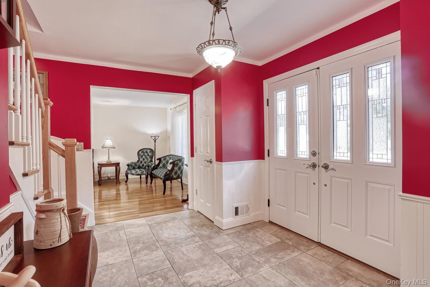 19 Yorkshire Drive, Suffern, NY 10901