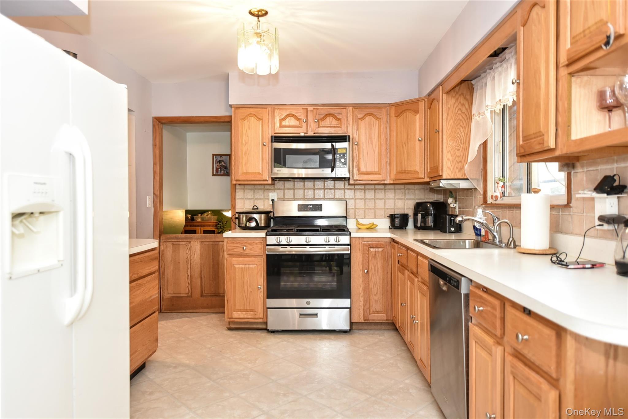 121 Hammond Road, Thiells, NY 10984