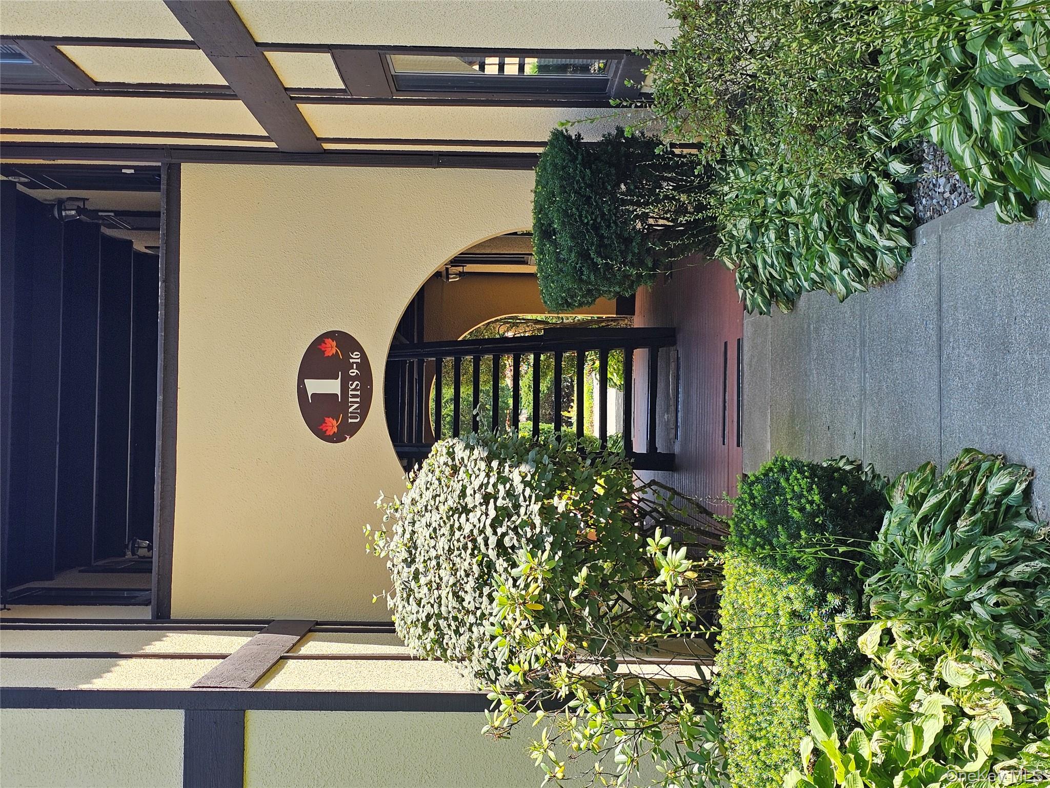 1 LOUDON Drive # 9, Fishkill, NY 12524