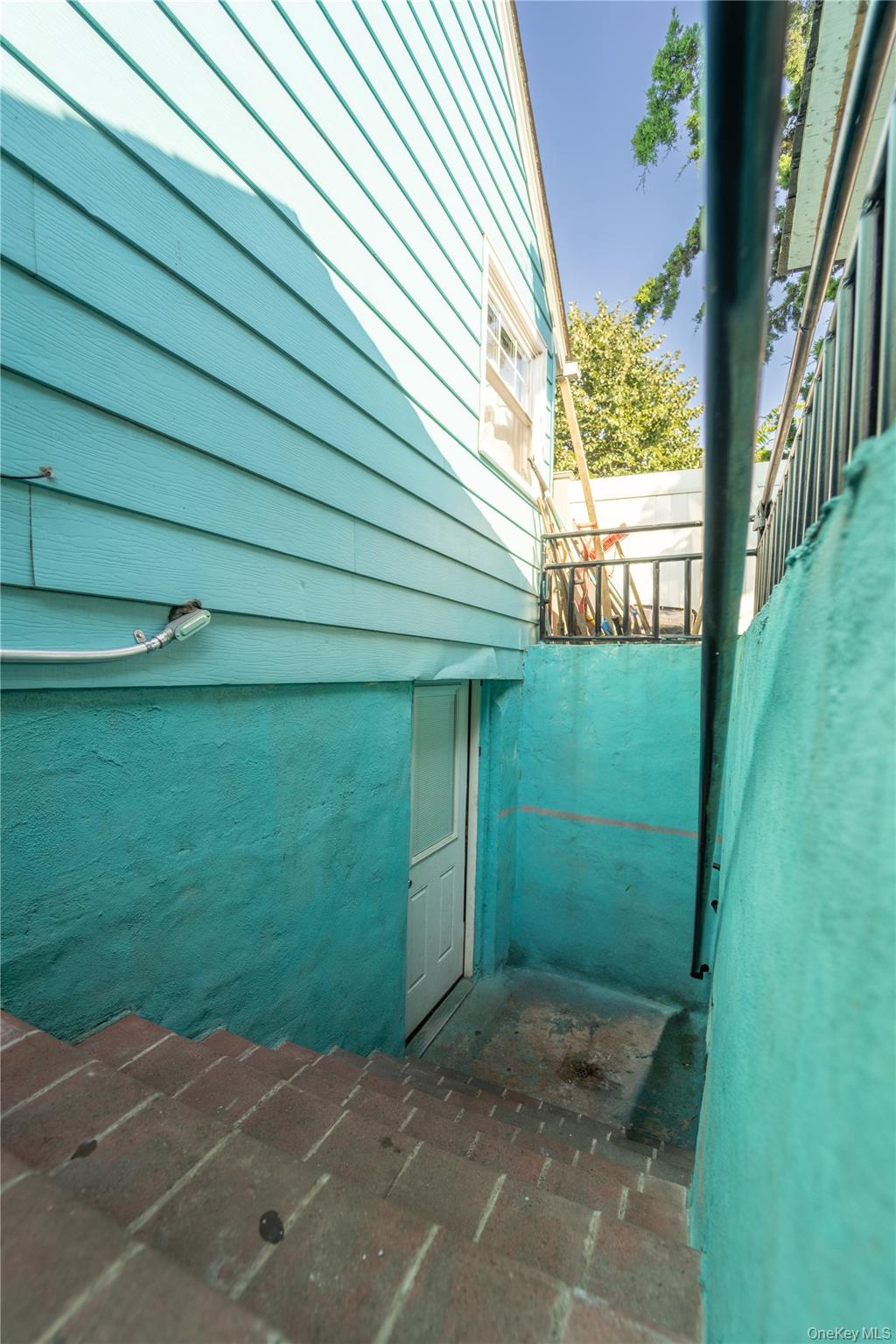 731 Planders Avenue, Uniondale, NY 11553