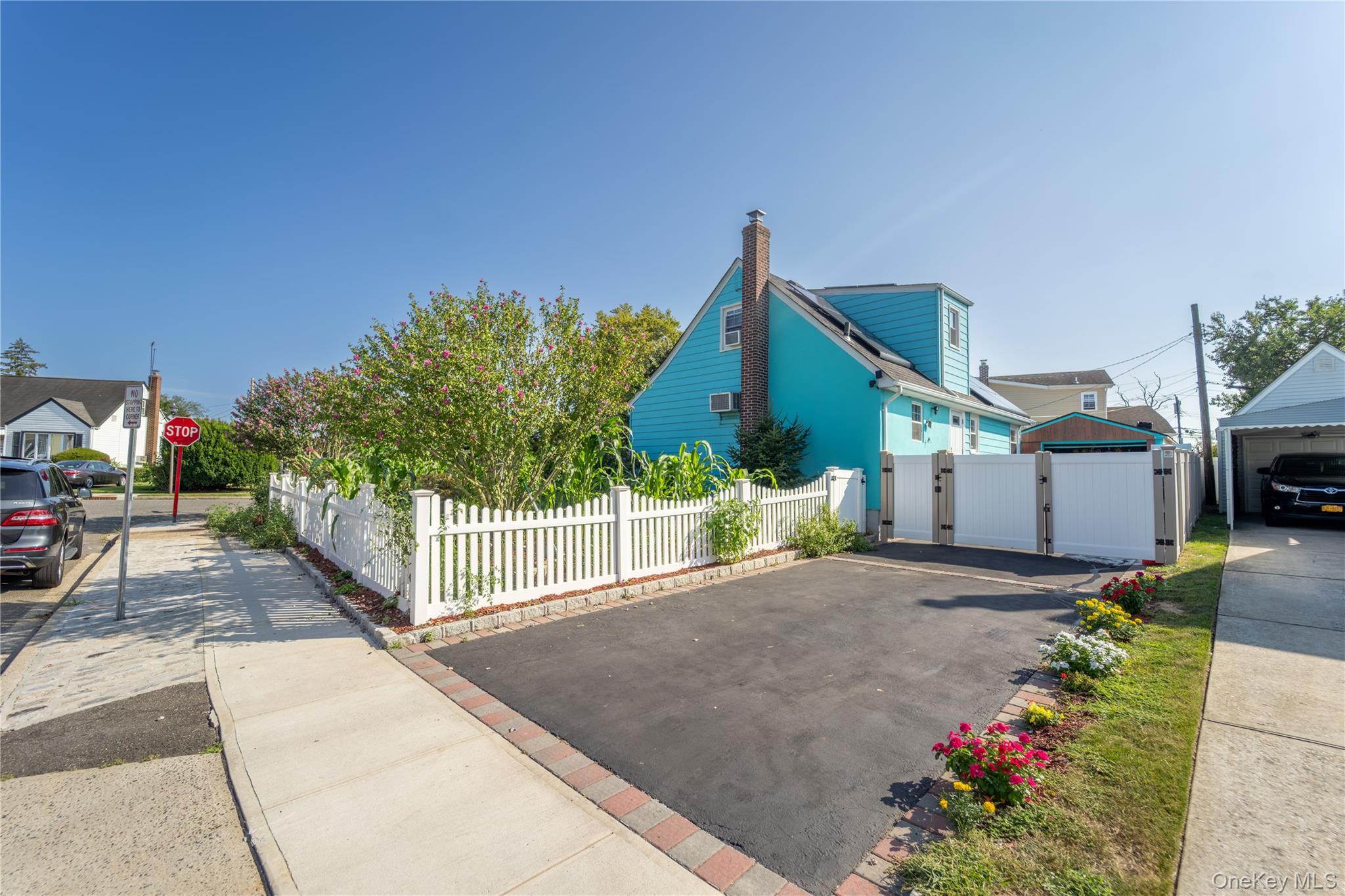 731 Planders Avenue, Uniondale, NY 11553