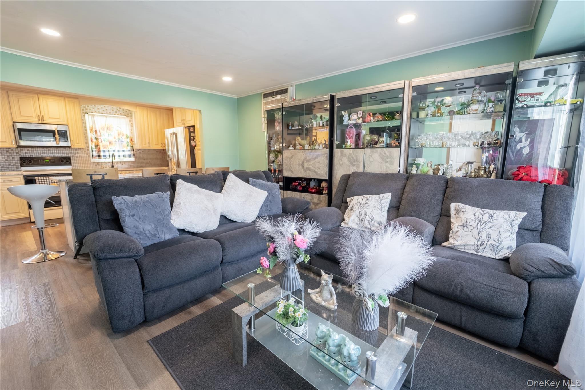 731 Planders Avenue, Uniondale, NY 11553