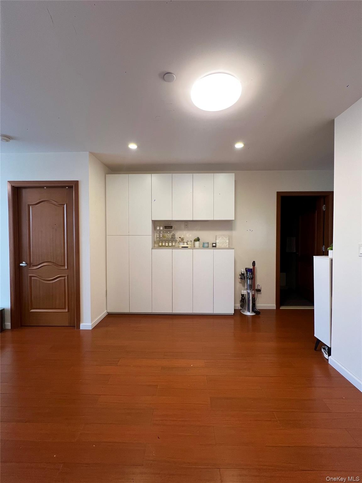 144-69 Barclay Avenue # 7C, Flushing, NY 11355