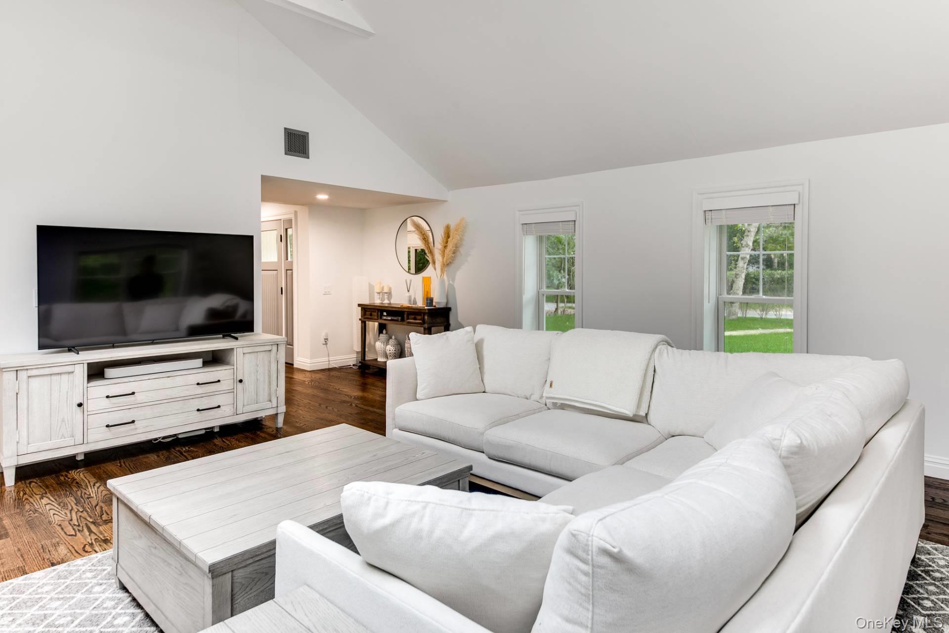 1206 Middle Line Highway, Sag Harbor, NY 11963