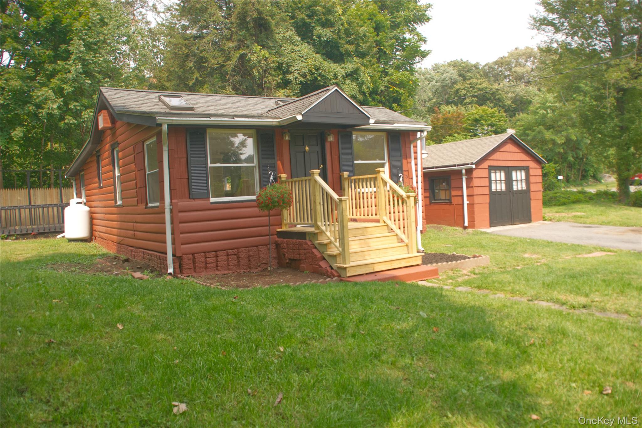 20 Lake Shore Drive, Patterson, NY 12563