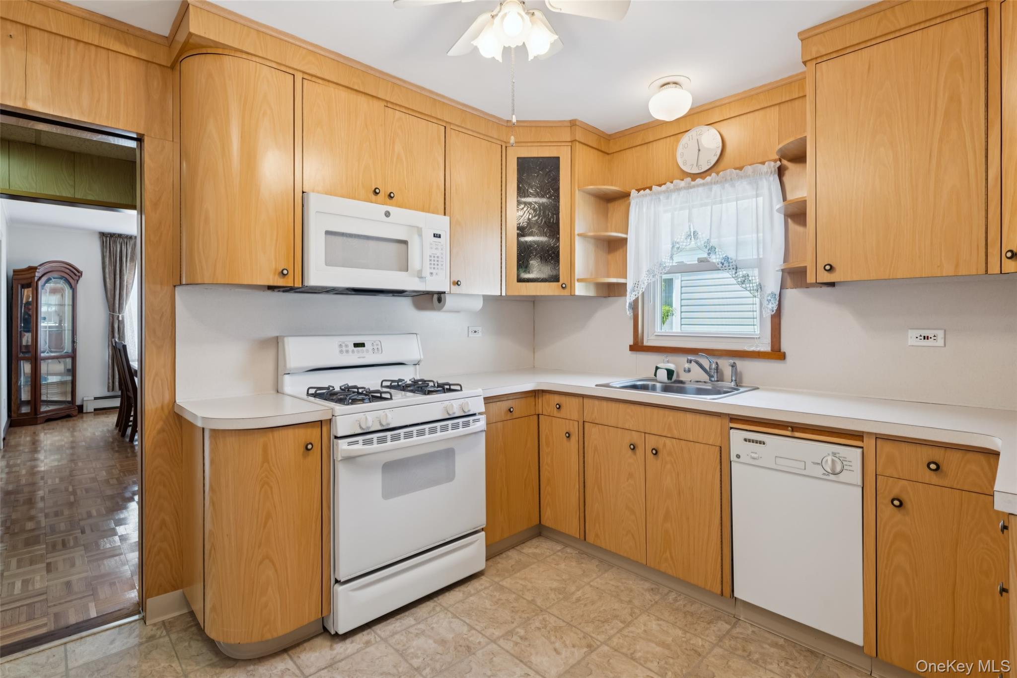 119 Broadmoor Lane, Westbury, NY 11590