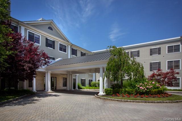 61 Bryant Avenue # 106, Roslyn Harbor, NY 11576