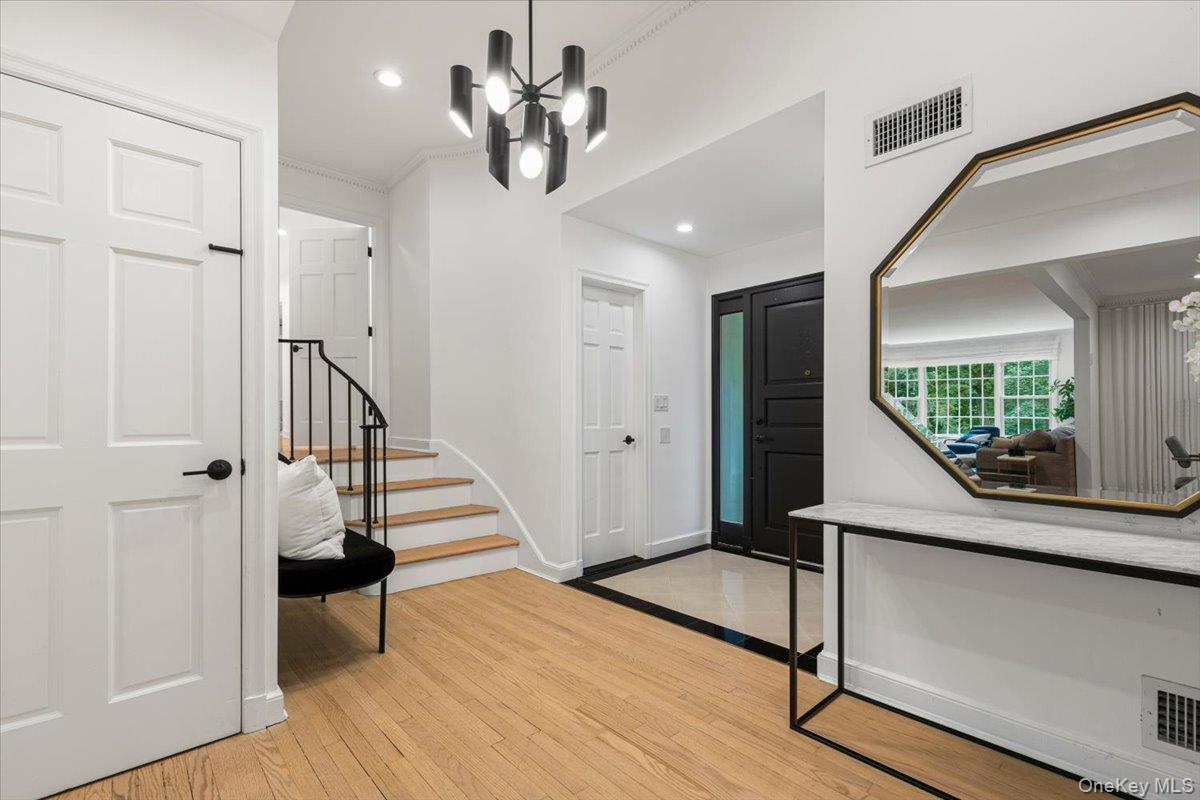 25 Ramapo Trail, Harrison, NY 10528