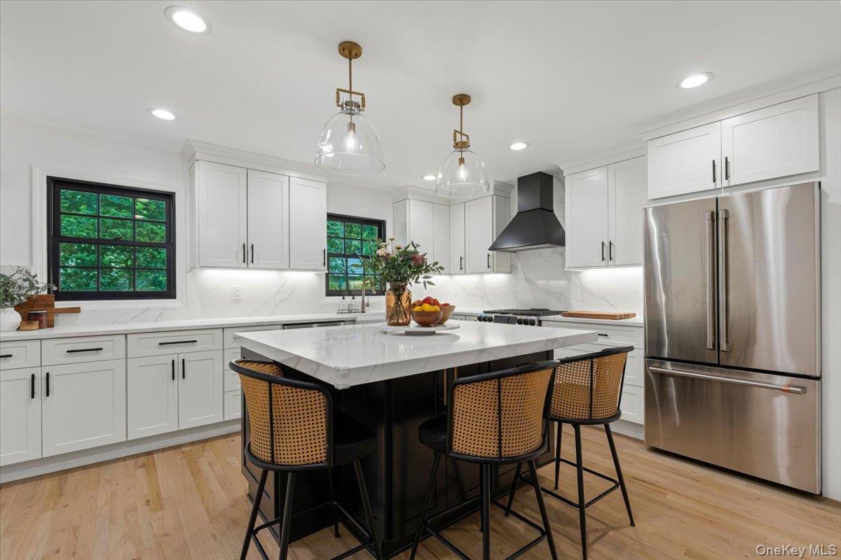 25 Ramapo Trail, Harrison, NY 10528