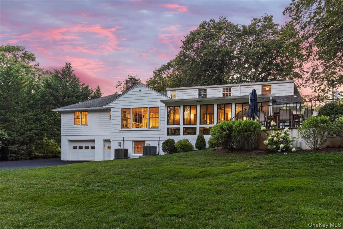 25 Ramapo Trail, Harrison, NY 10528