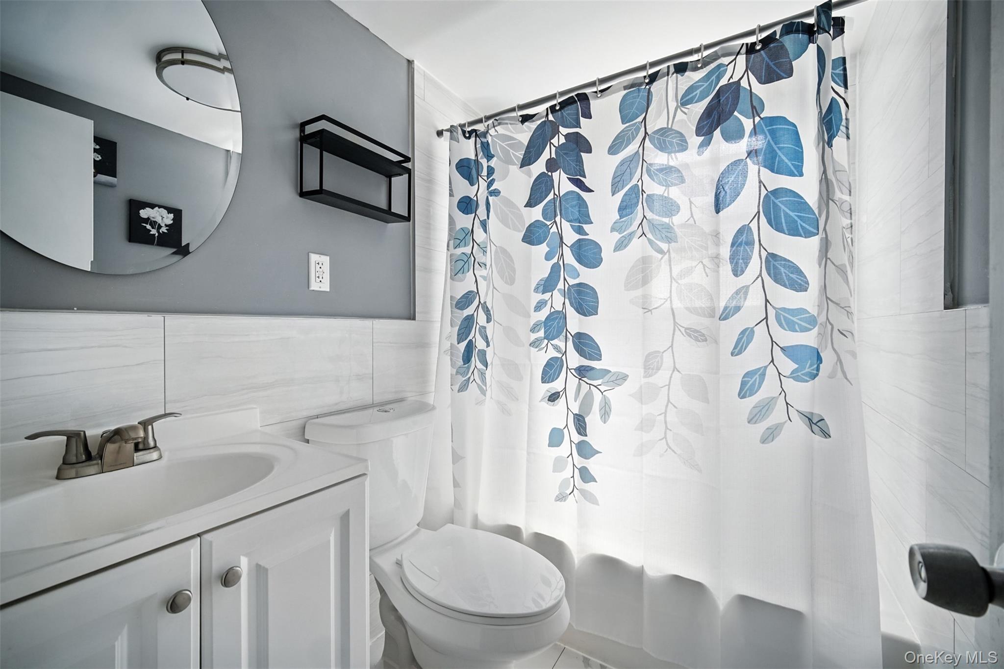 112 Casper Street, Valley Stream, NY 11580