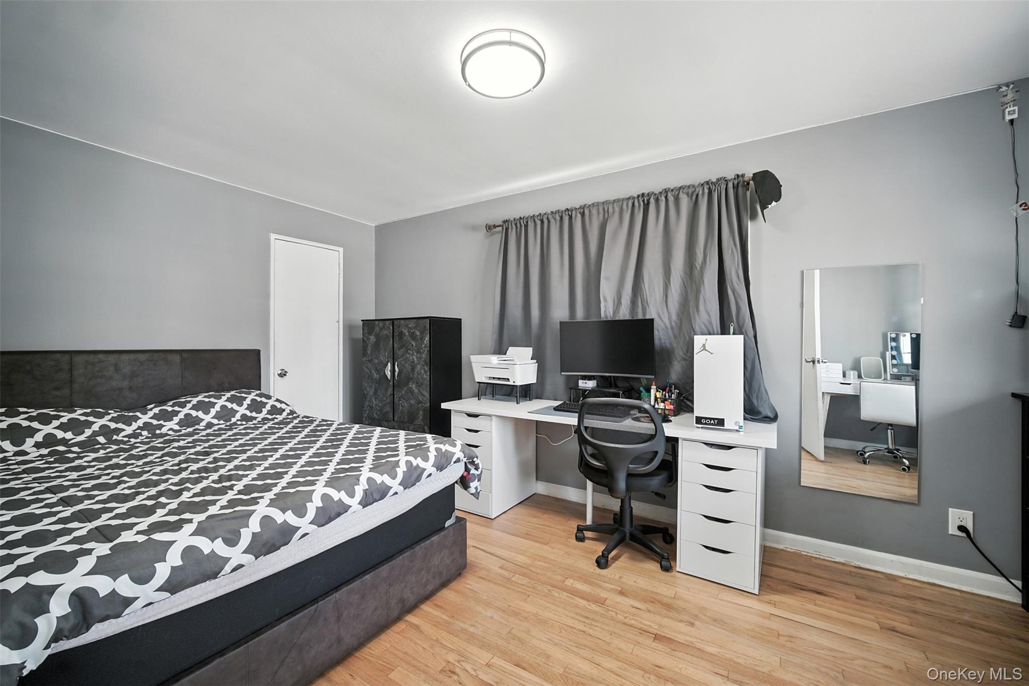 112 Casper Street, Valley Stream, NY 11580