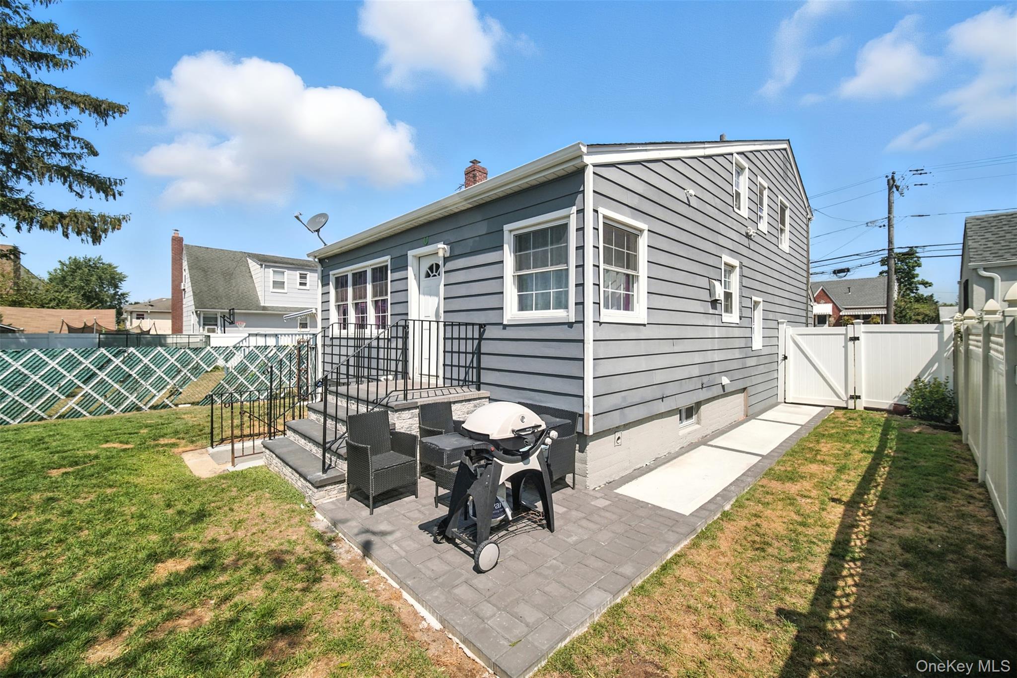 112 Casper Street, Valley Stream, NY 11580