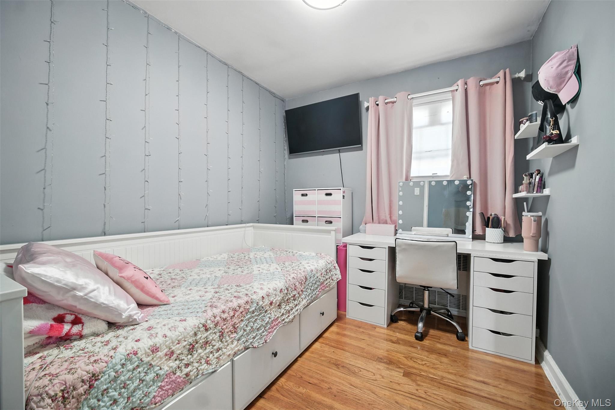 112 Casper Street, Valley Stream, NY 11580