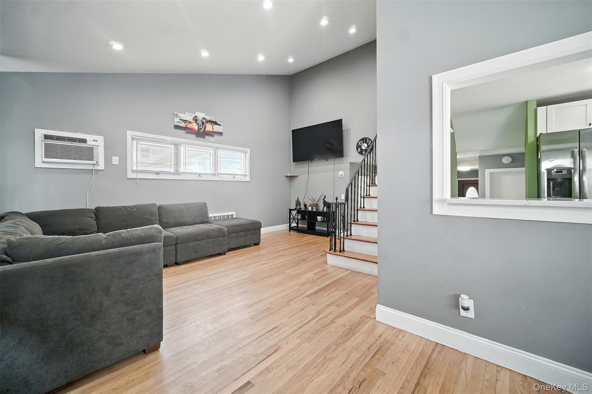 112 Casper Street, Valley Stream, NY 11580