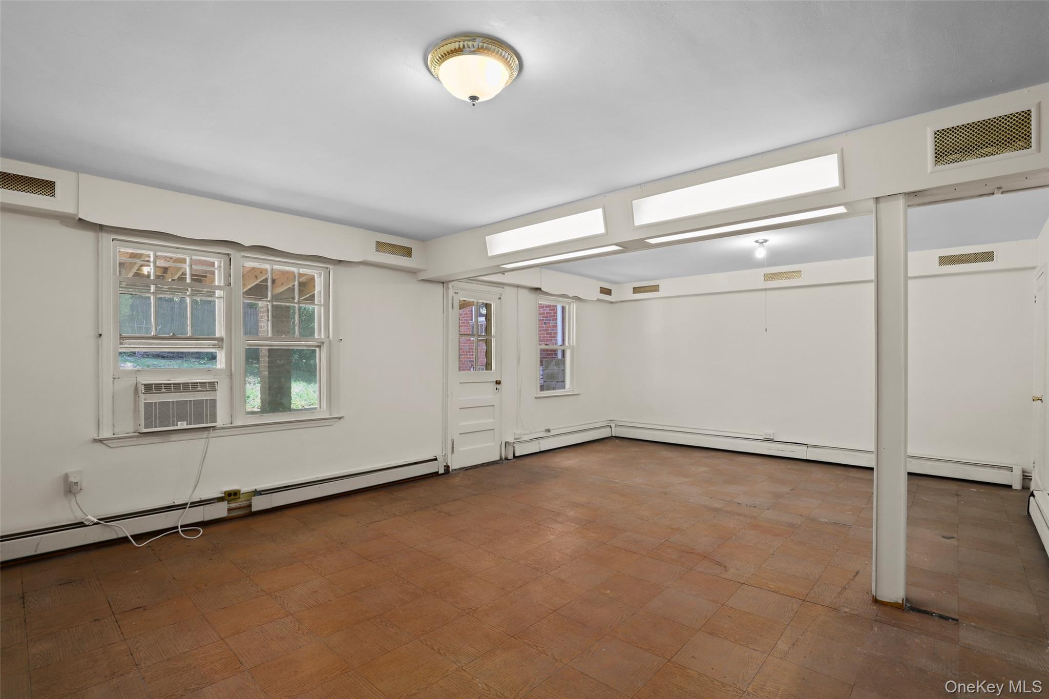 5926 Spencer Avenue, Bronx, NY 10471