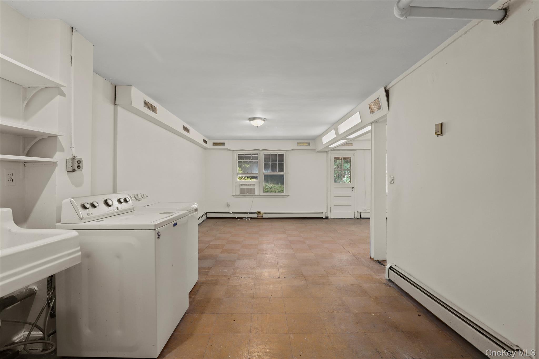 5926 Spencer Avenue, Bronx, NY 10471