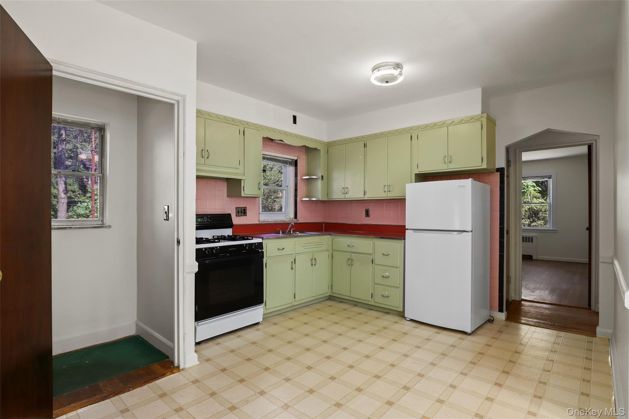 5926 Spencer Avenue, Bronx, NY 10471