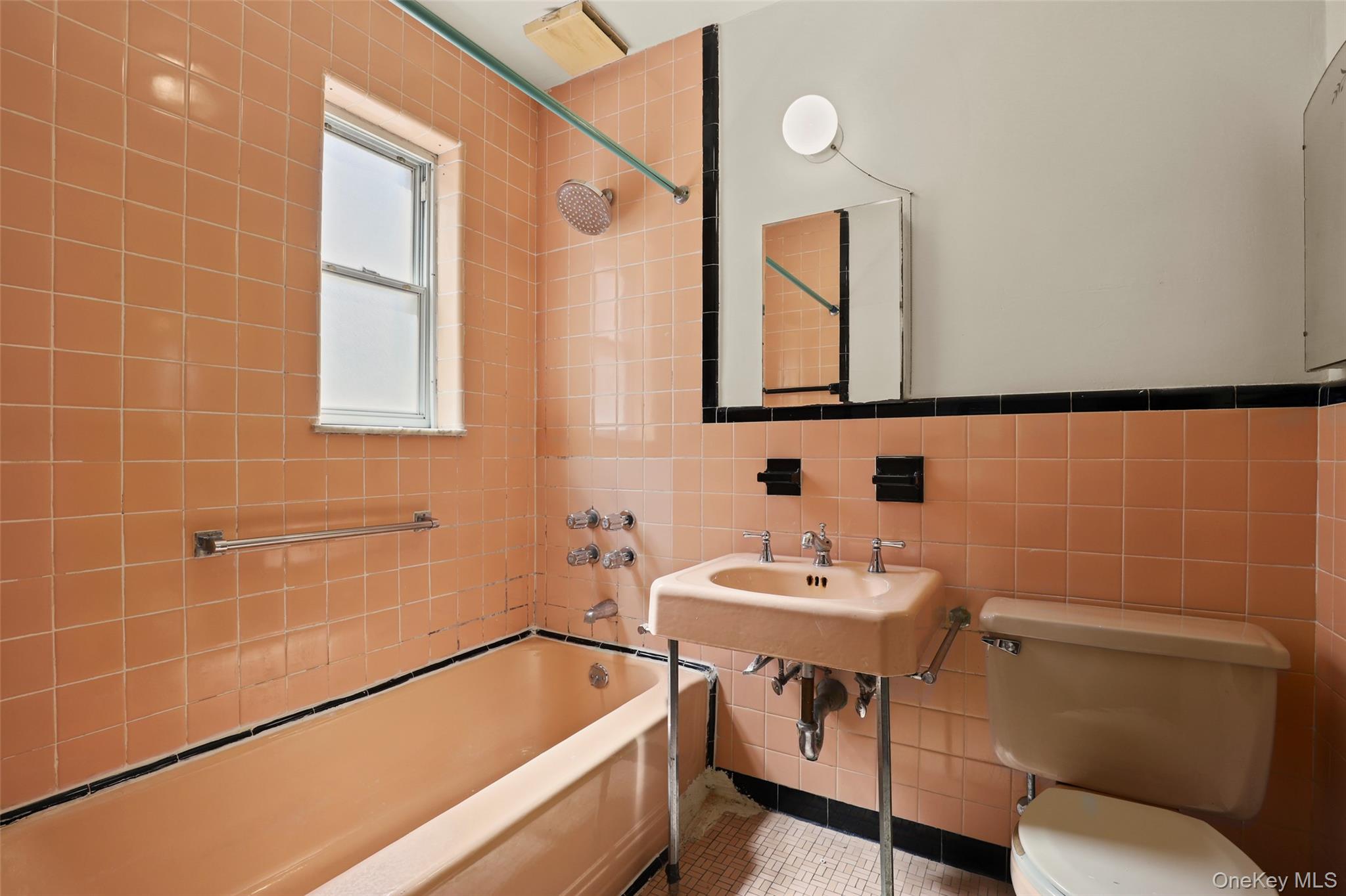 5926 Spencer Avenue, Bronx, NY 10471