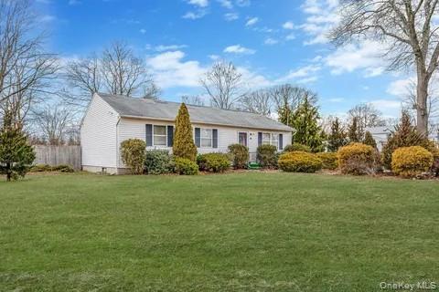 28 Lincoln Boulevard, East Moriches, NY 11940