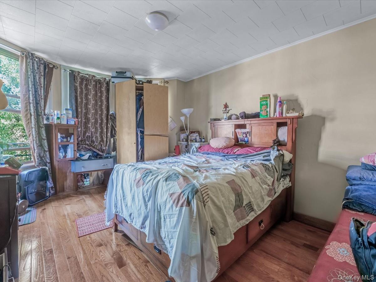 1062 Seneca Avenue, Ridgewood, NY 11385