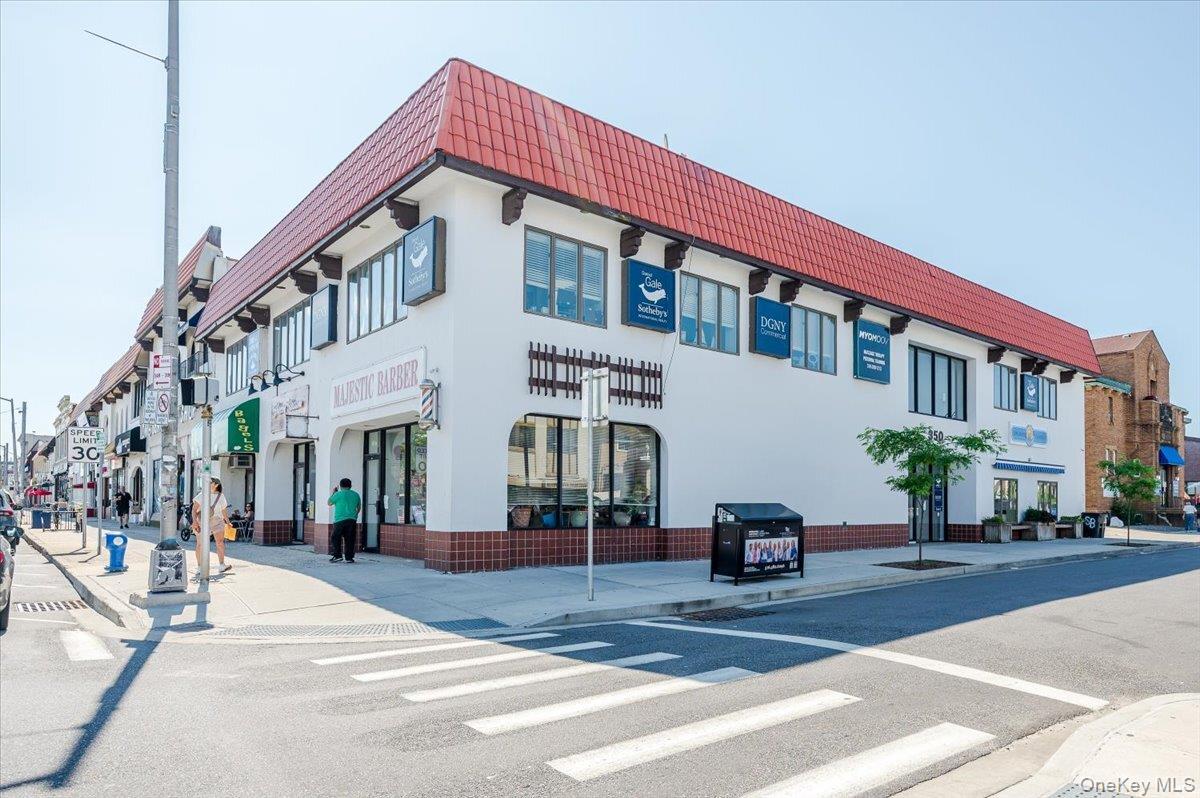 350 National Blvd # 2A, Long Beach, NY 11561