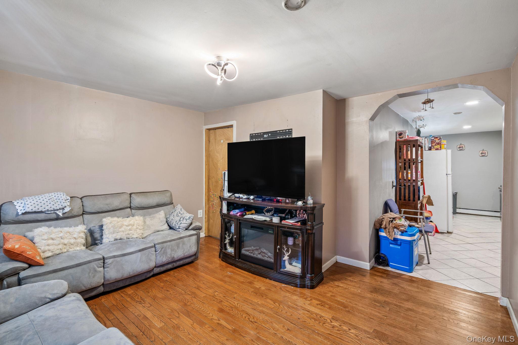 116 W Parmenter Street, Newburgh, NY 12550