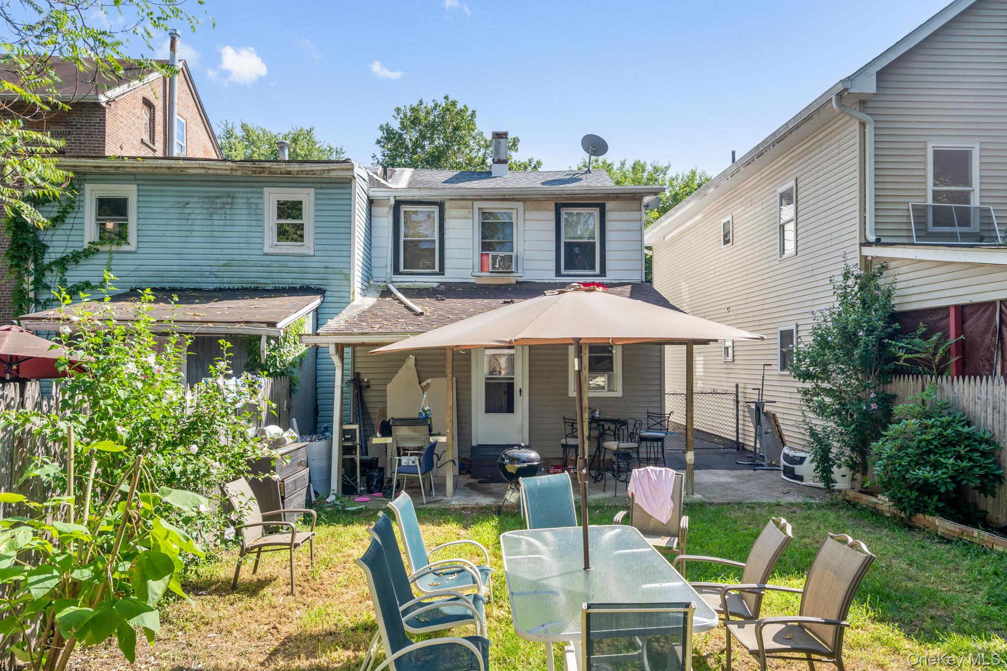 116 W Parmenter Street, Newburgh, NY 12550