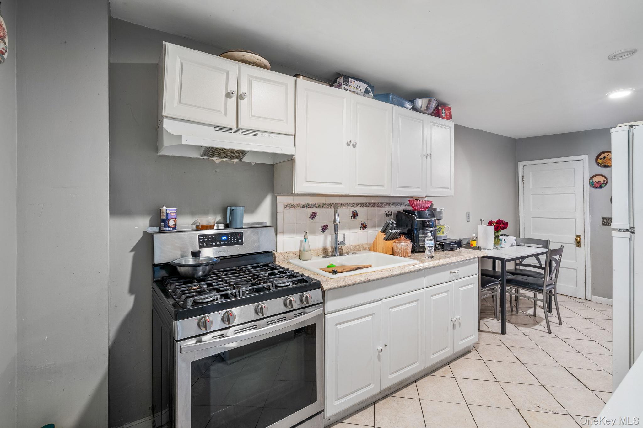 116 W Parmenter Street, Newburgh, NY 12550