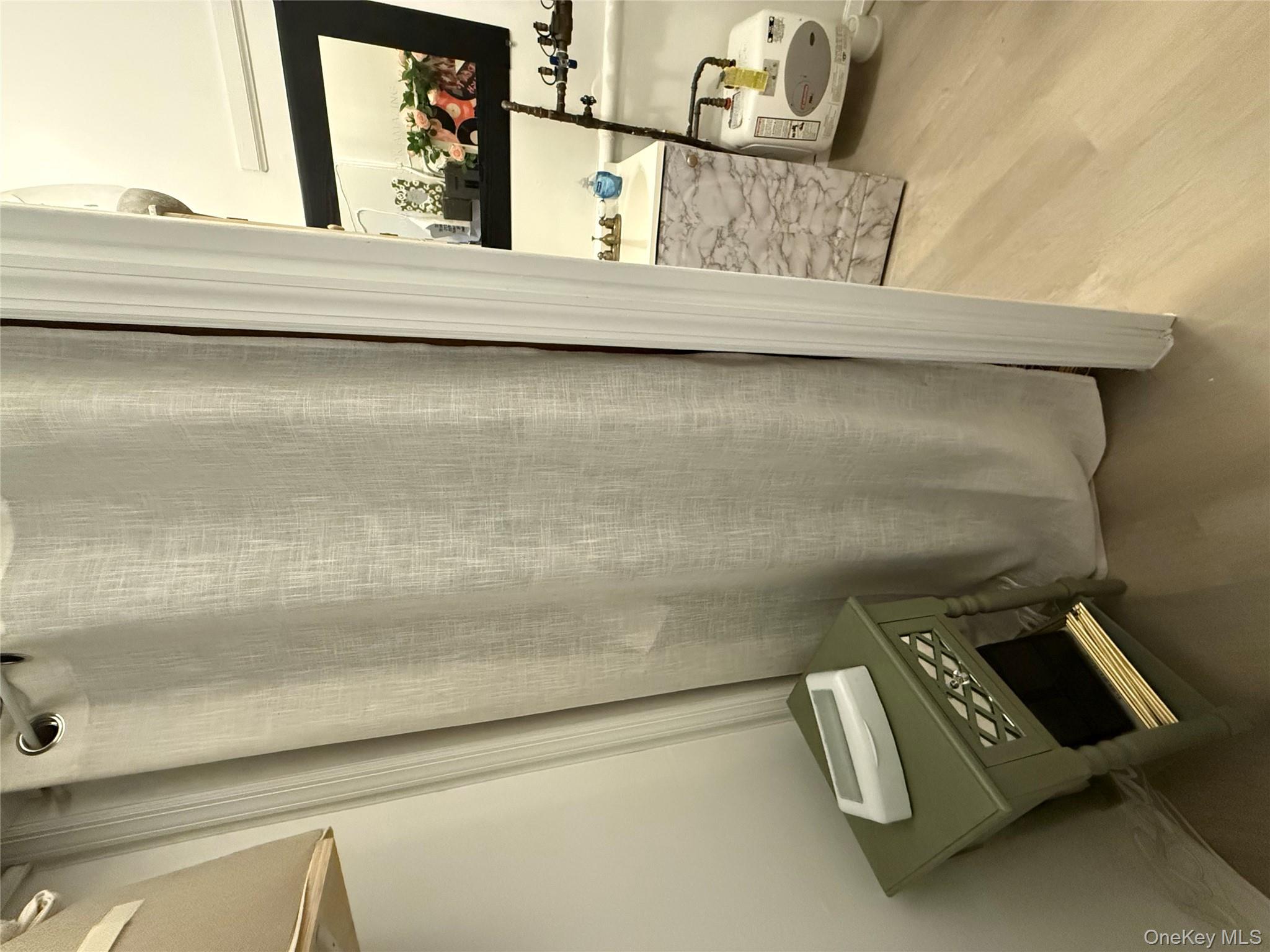 114/16/18/20/22 Broadway, Malverne, NY 11565