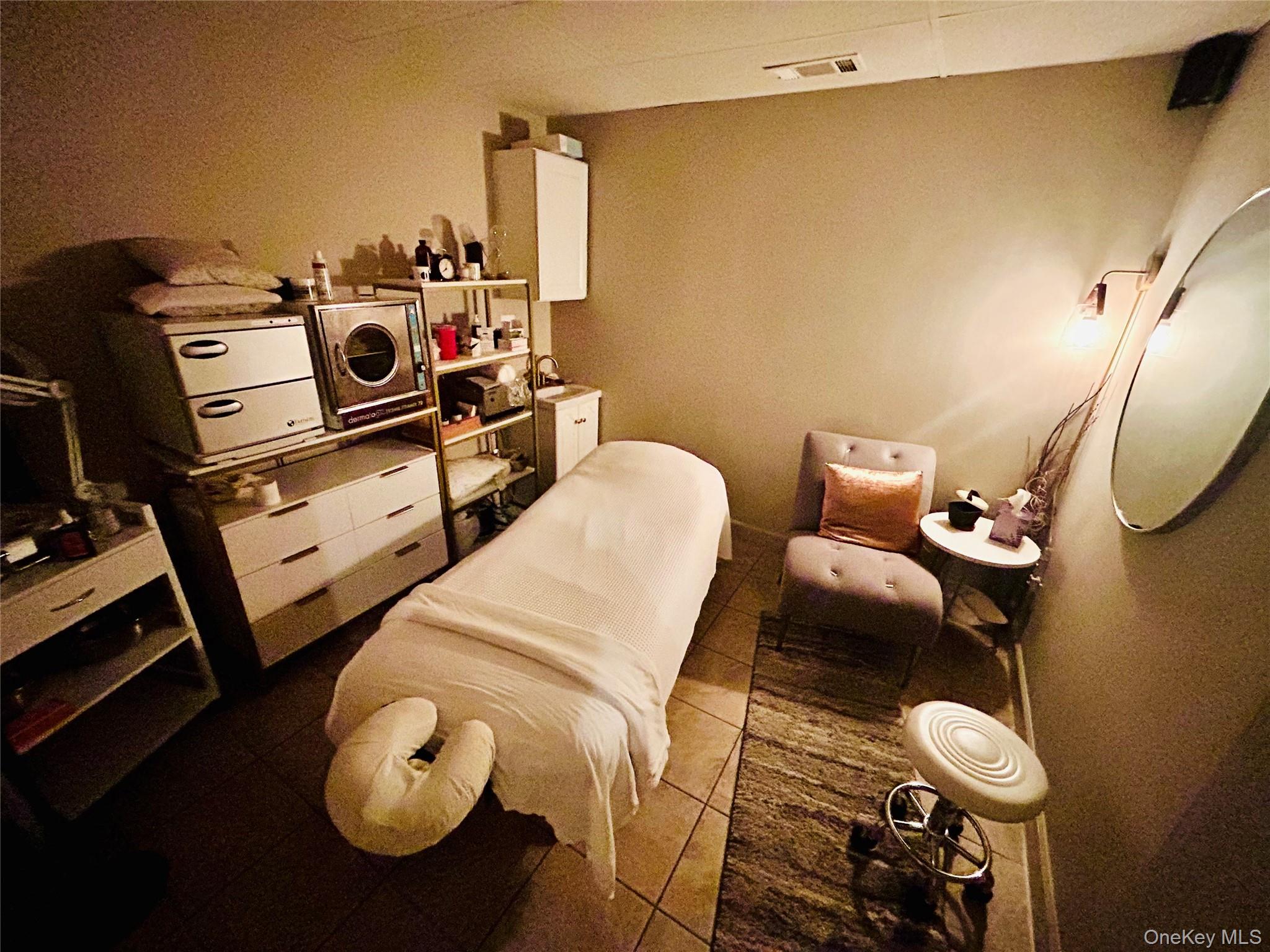 114/16/18/20/22 Broadway, Malverne, NY 11565