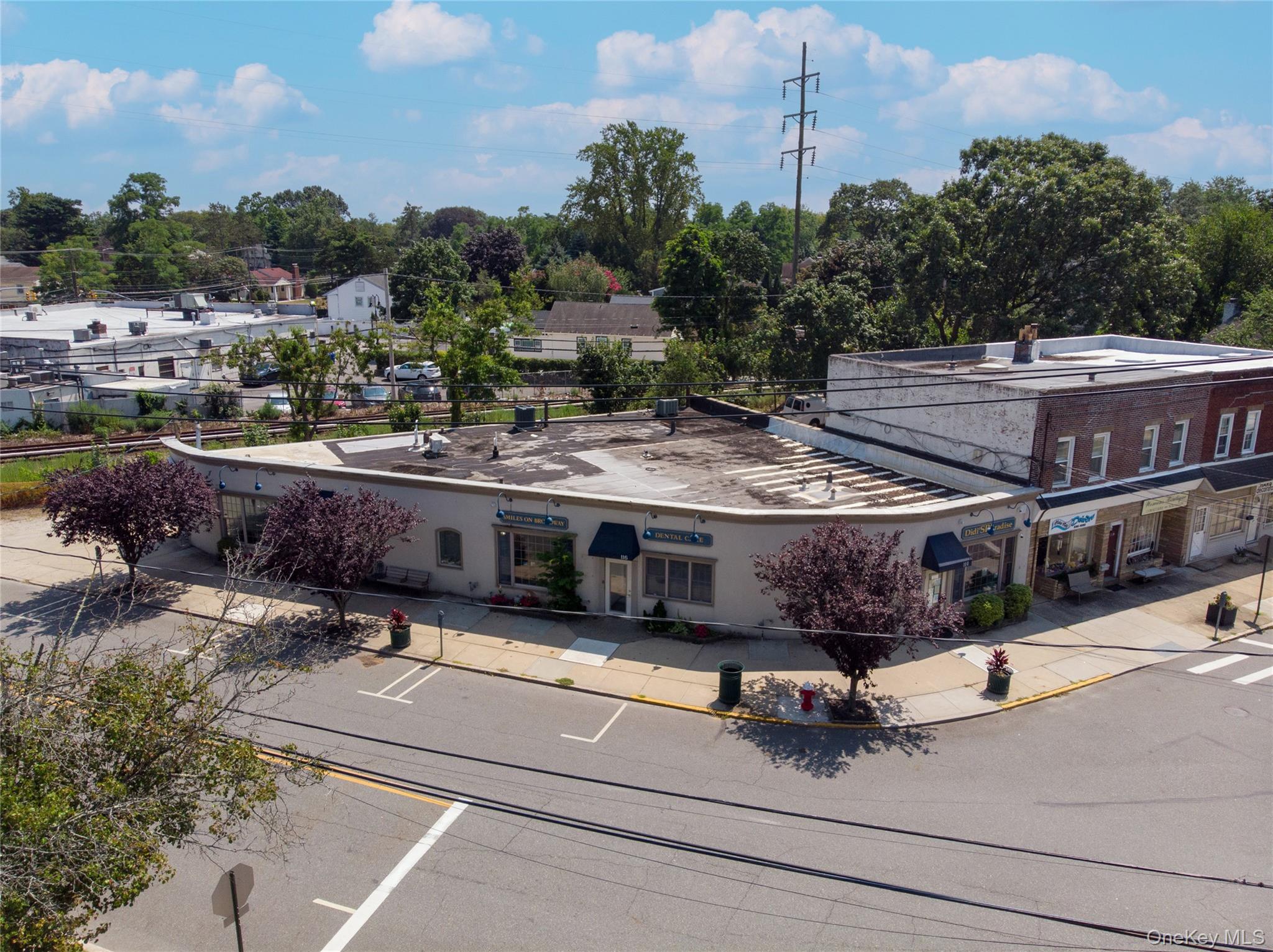 114/16/18/20/22 Broadway, Malverne, NY 11565