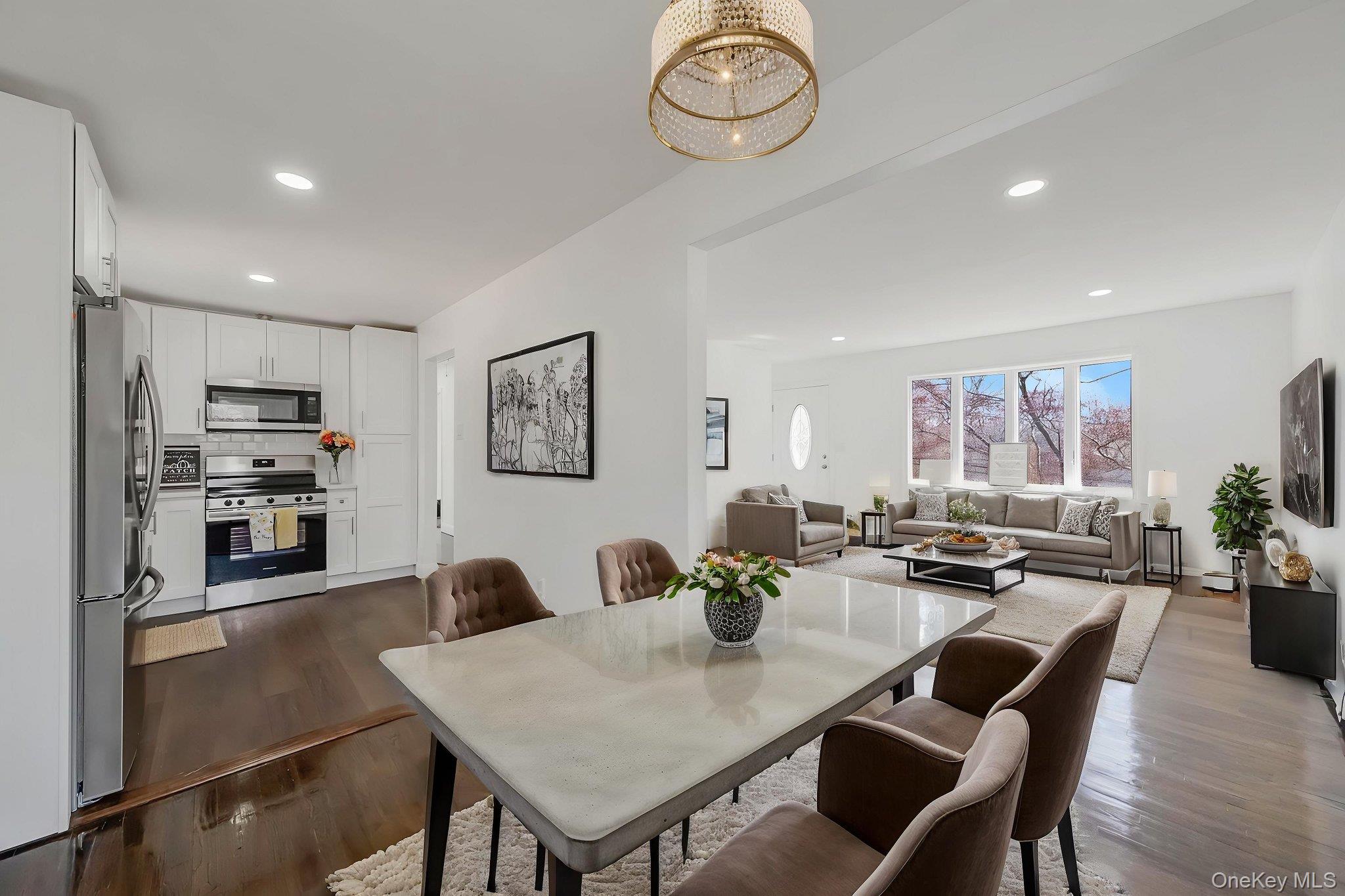 21 Yucca Road, Rocky Point, NY 11778