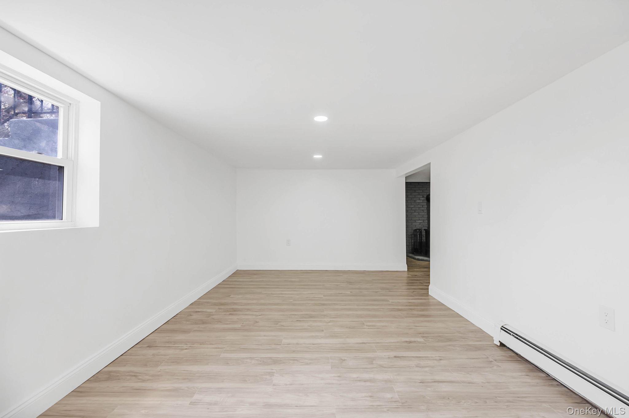 21 Yucca Road, Rocky Point, NY 11778