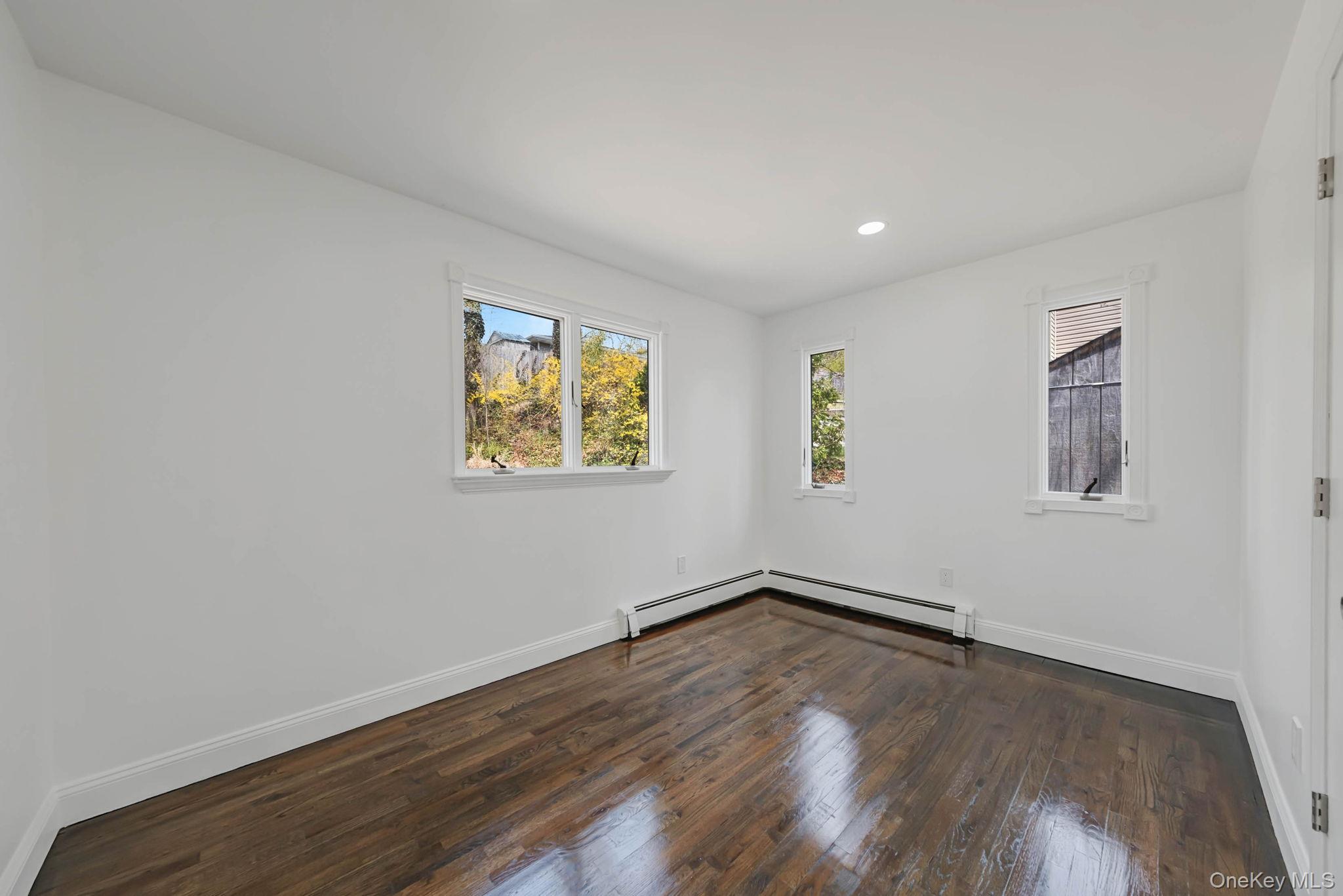 21 Yucca Road, Rocky Point, NY 11778