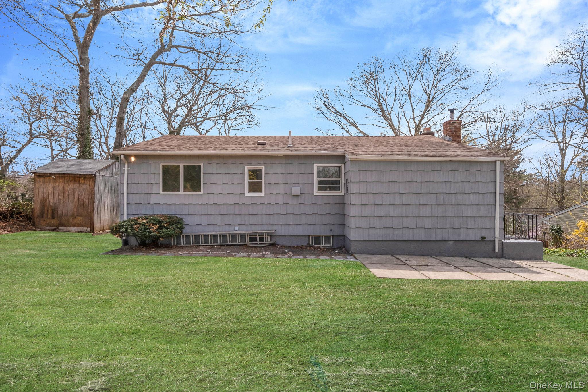 21 Yucca Road, Rocky Point, NY 11778