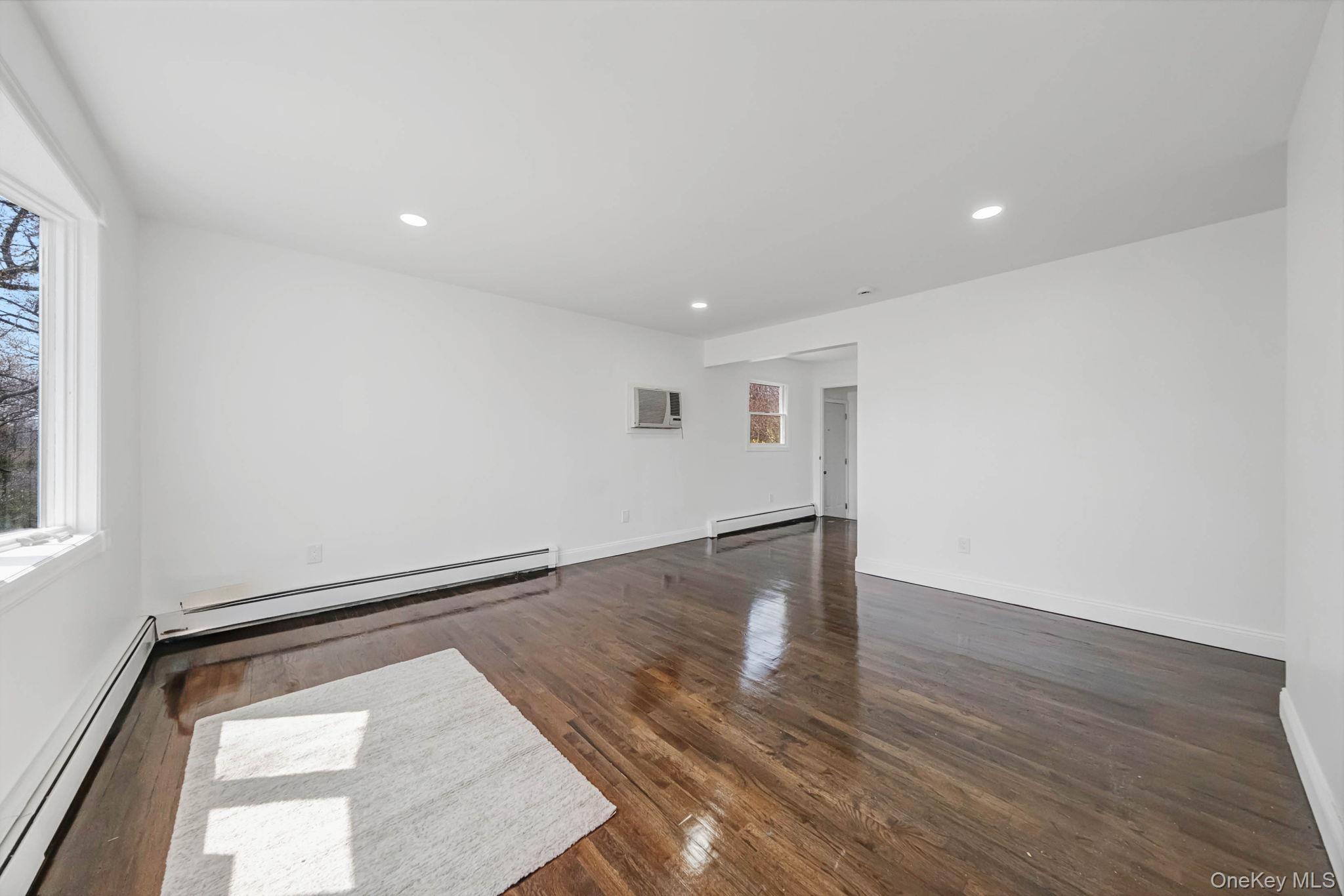 21 Yucca Road, Rocky Point, NY 11778