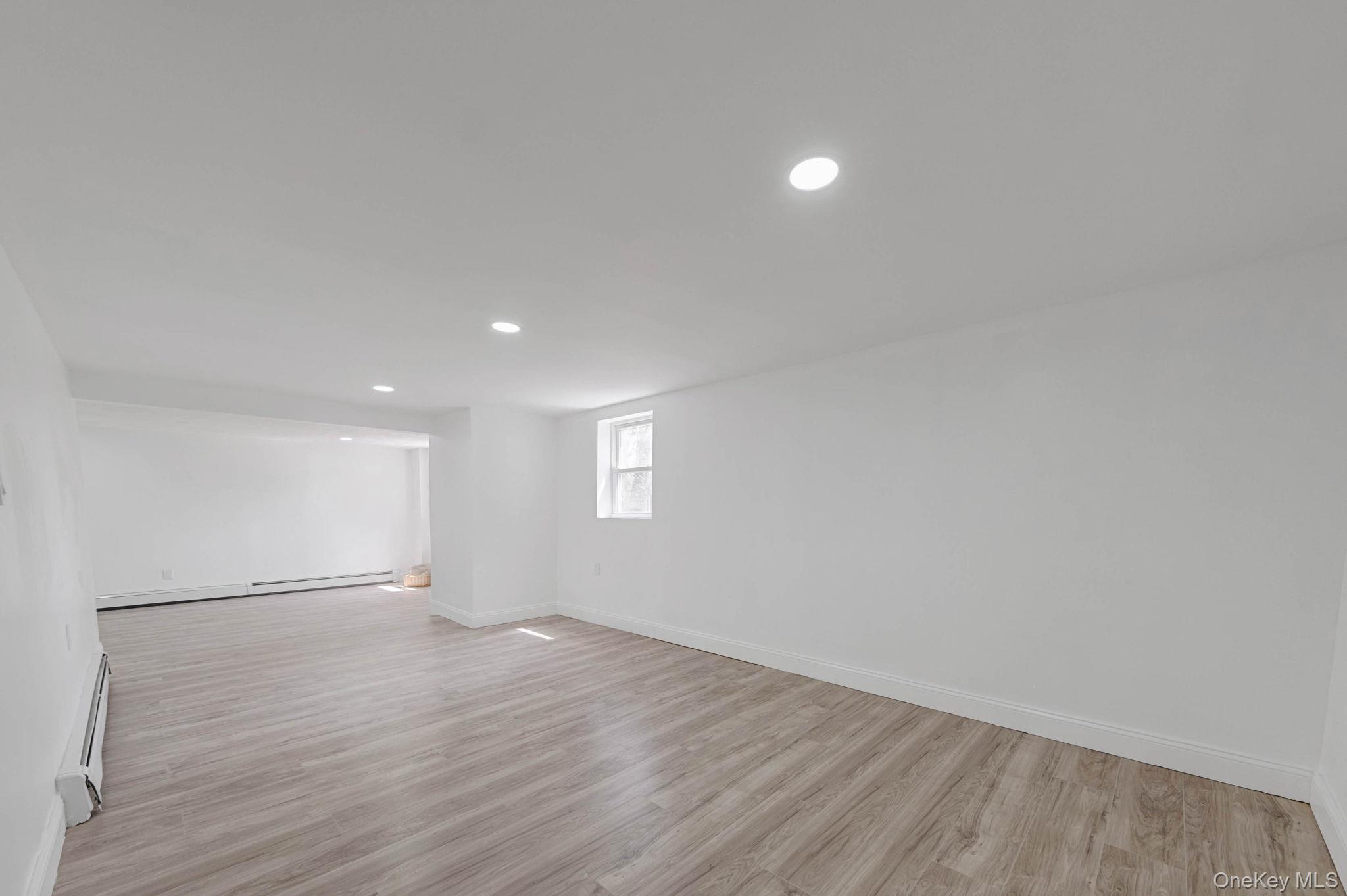 21 Yucca Road, Rocky Point, NY 11778