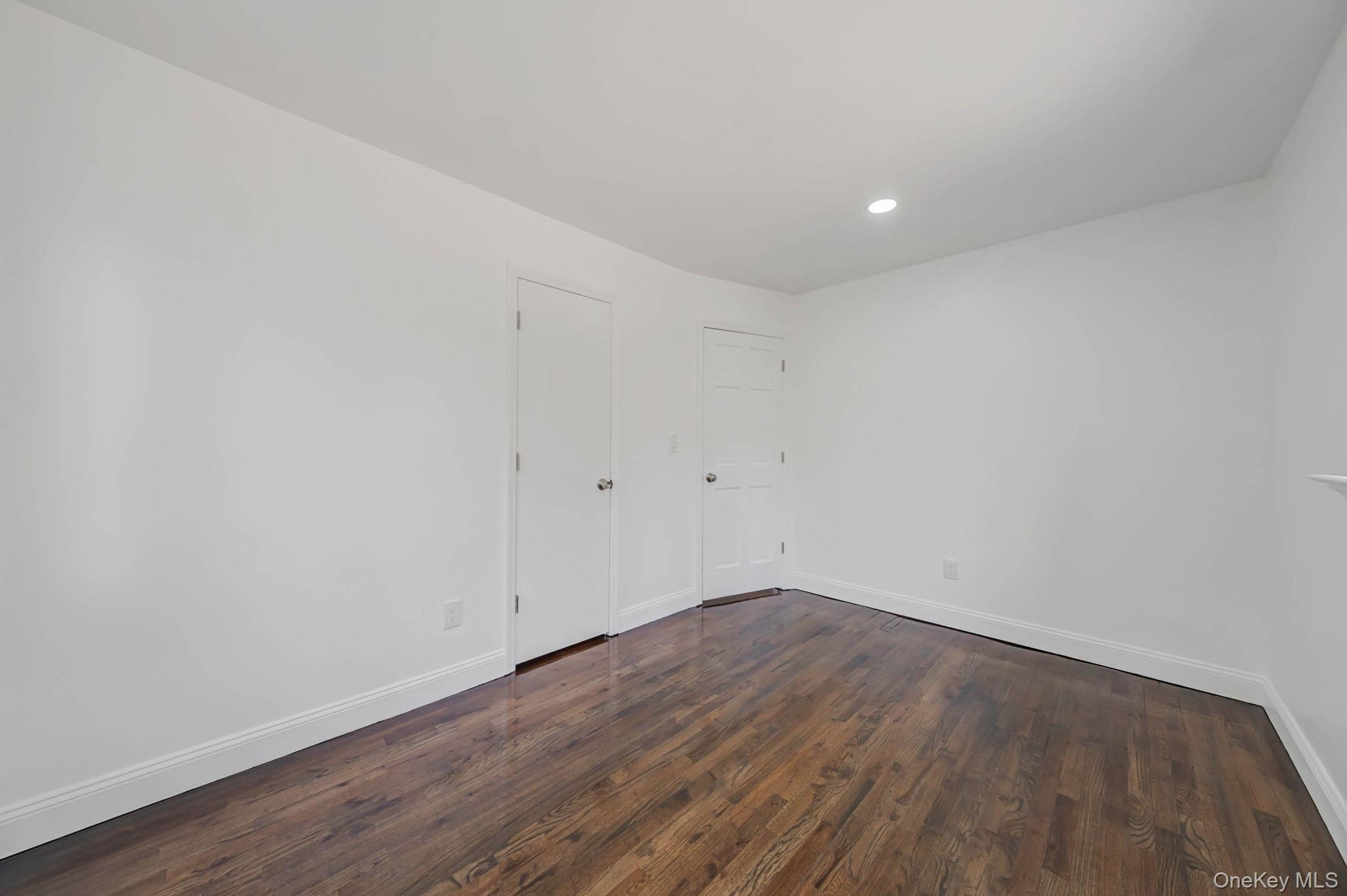 21 Yucca Road, Rocky Point, NY 11778