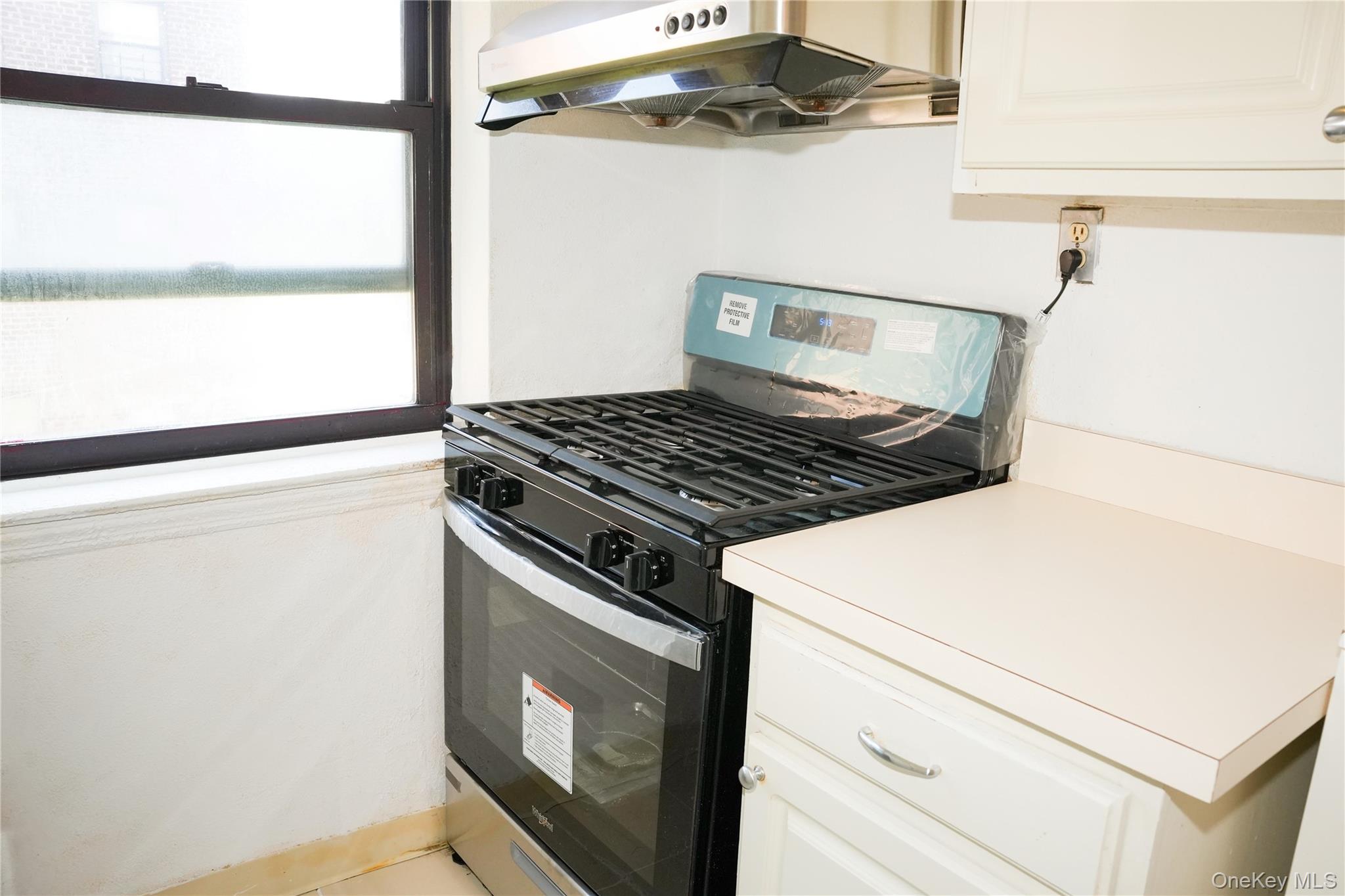 4718 217th Street # 2B, Bayside, NY 11361