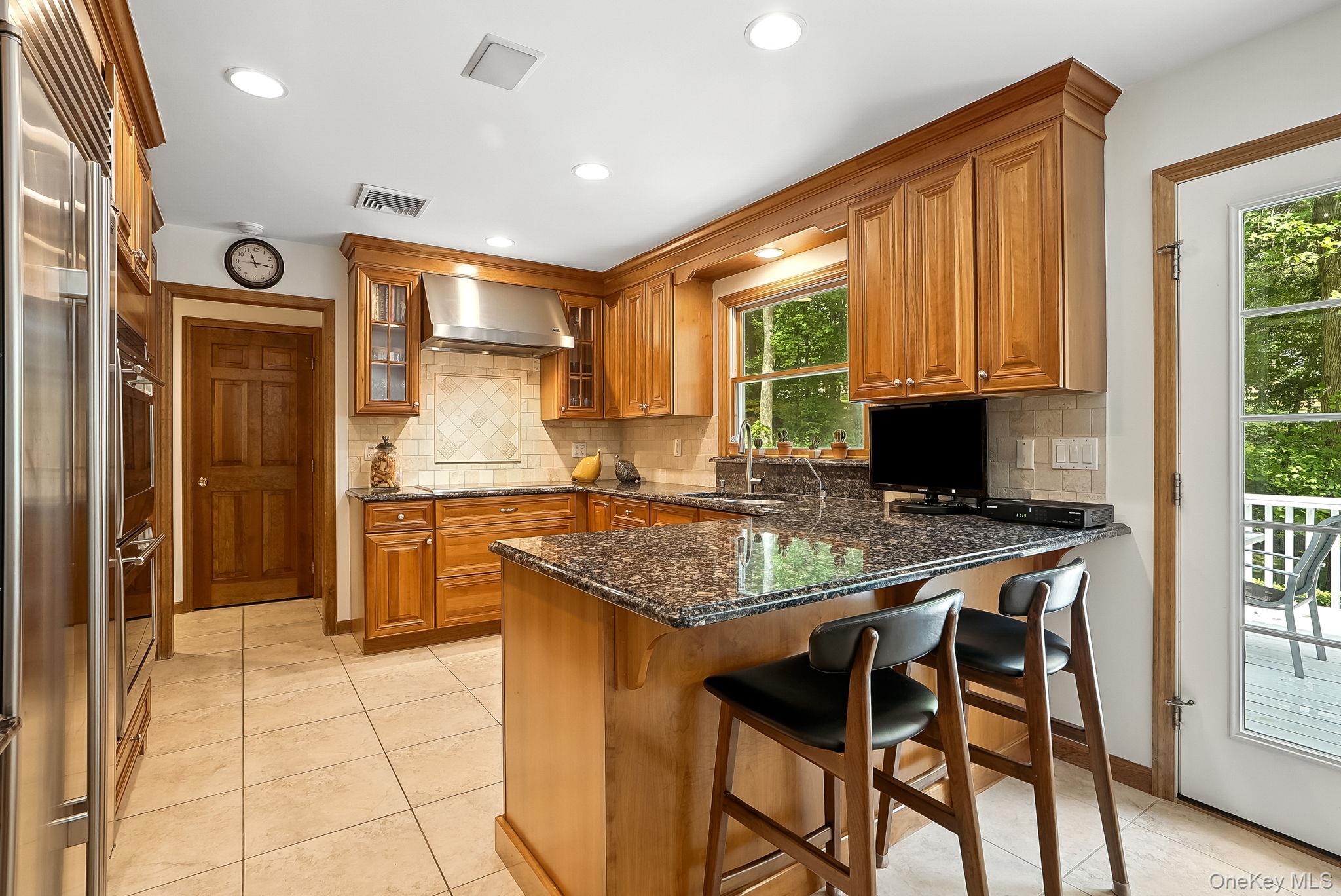 7 Hilltop Road, Waccabuc, NY 10597