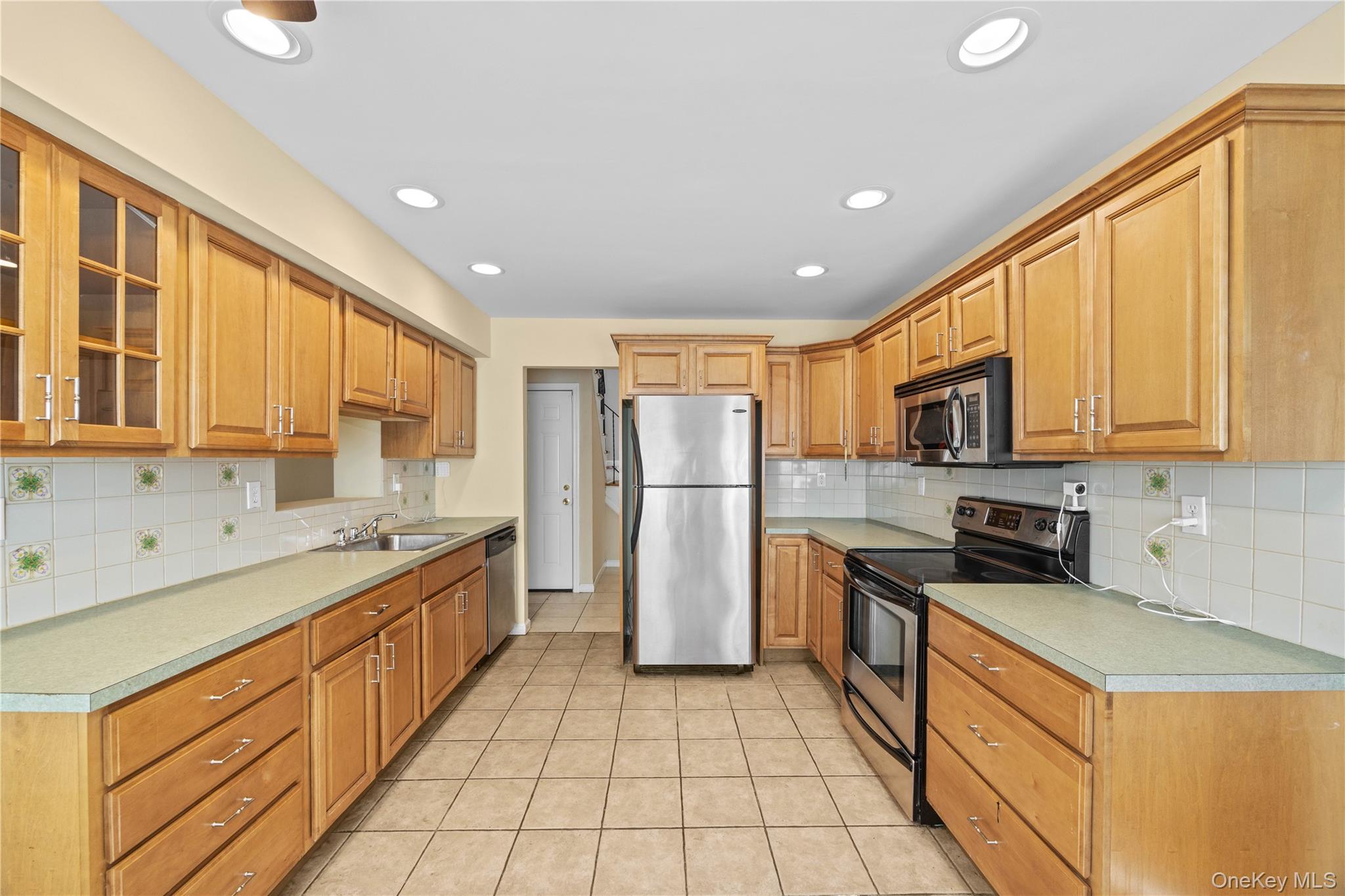 60 Lafayette Street, Huntington, NY 11743