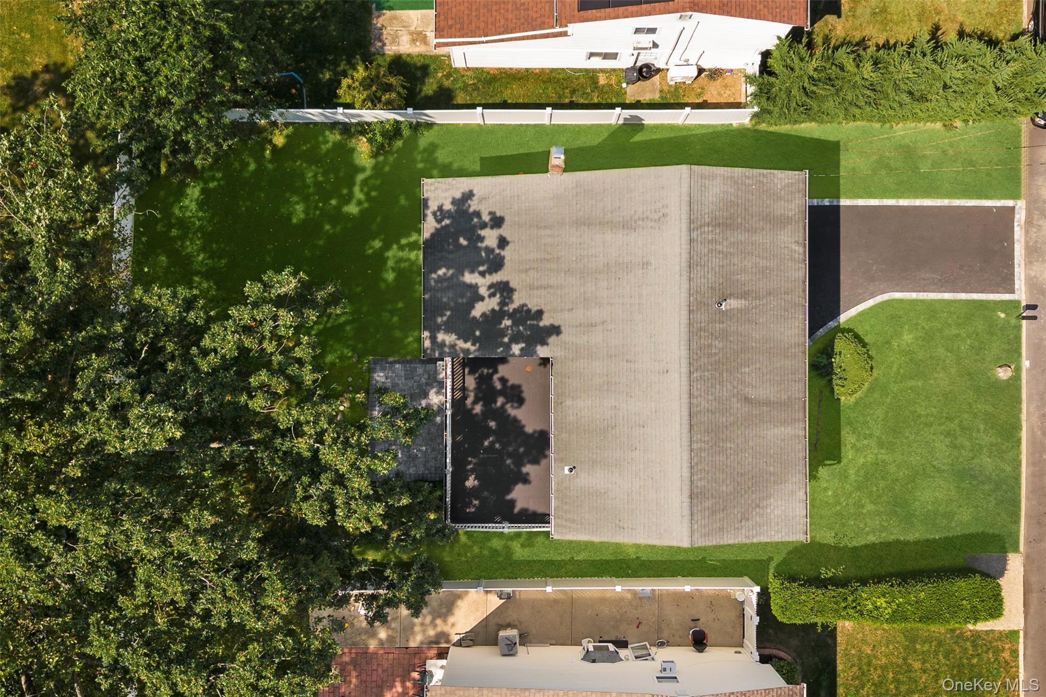 60 Lafayette Street, Huntington, NY 11743