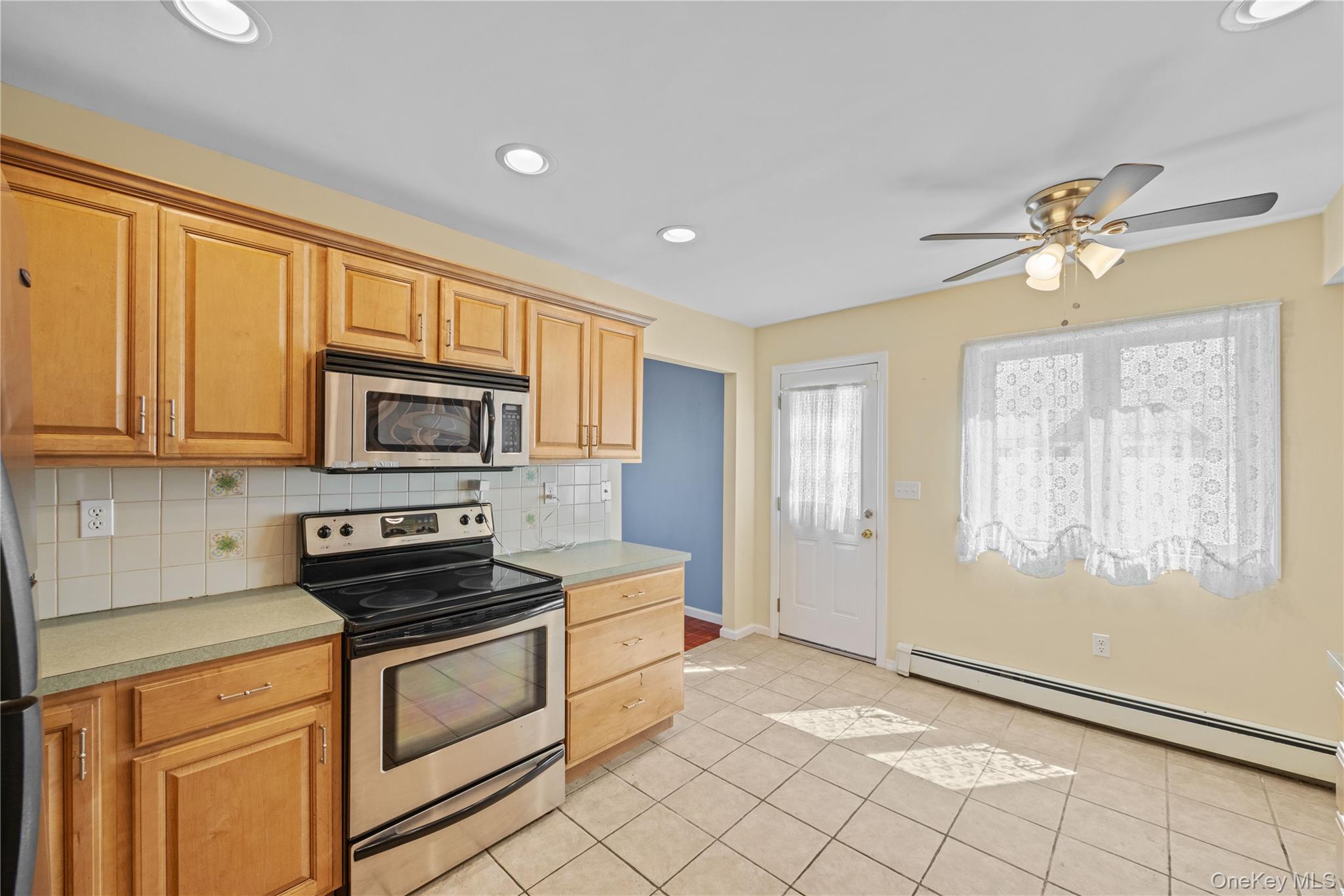 60 Lafayette Street, Huntington, NY 11743