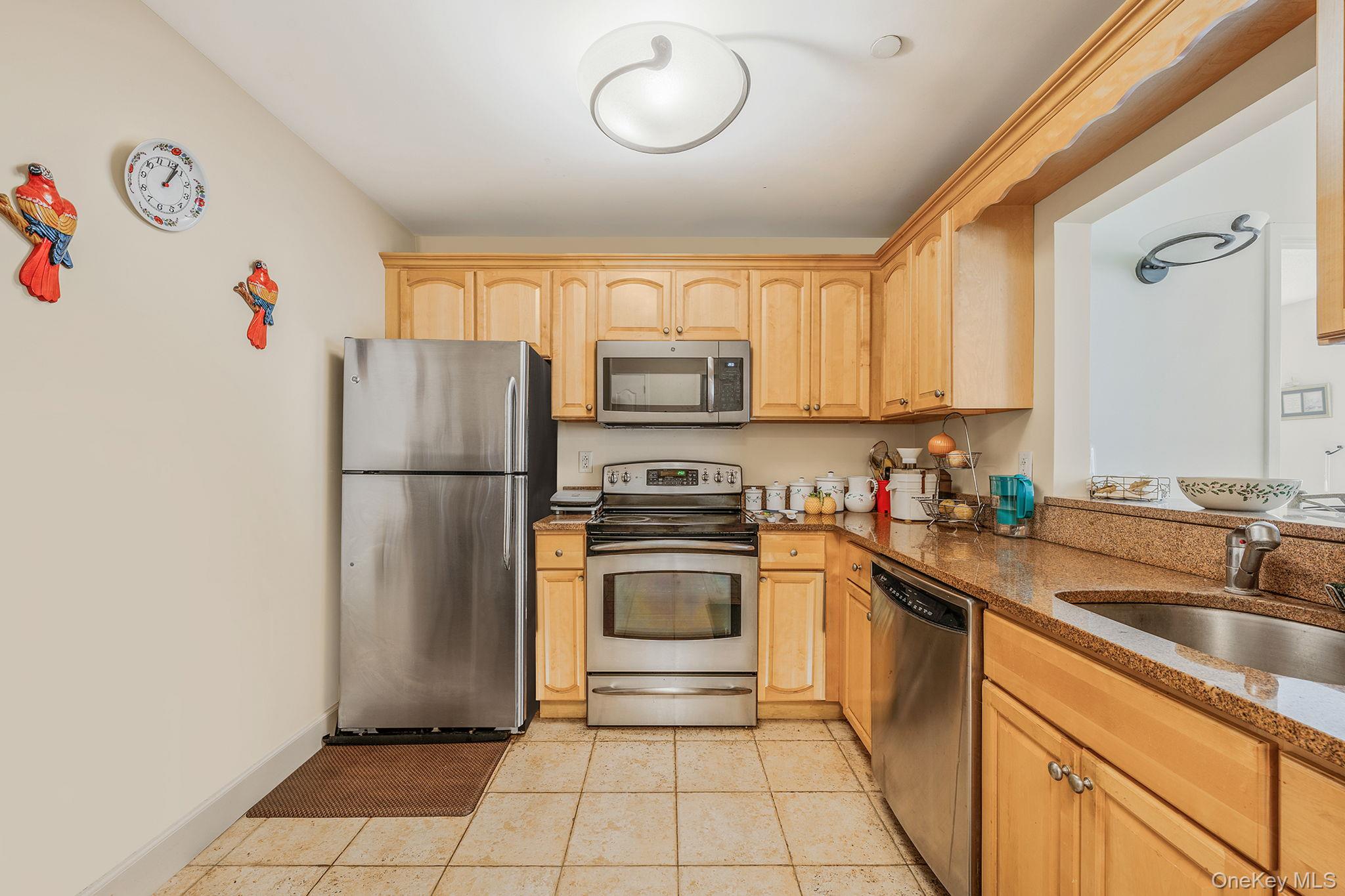 50 Merrick Avenue # 216, East Meadow, NY 11554