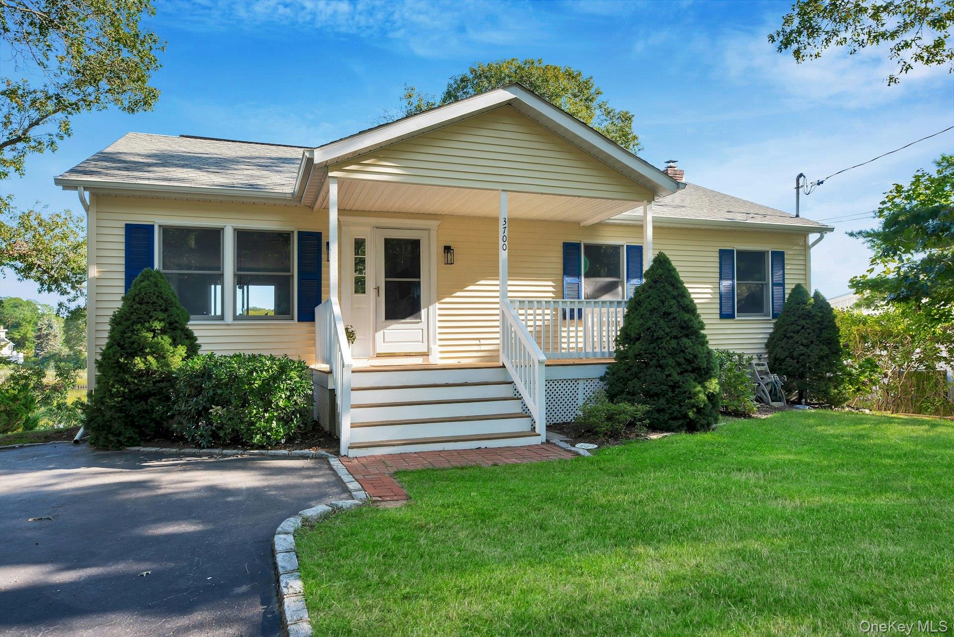 3700 Minnehaha Boulevard, Southold, NY 11971