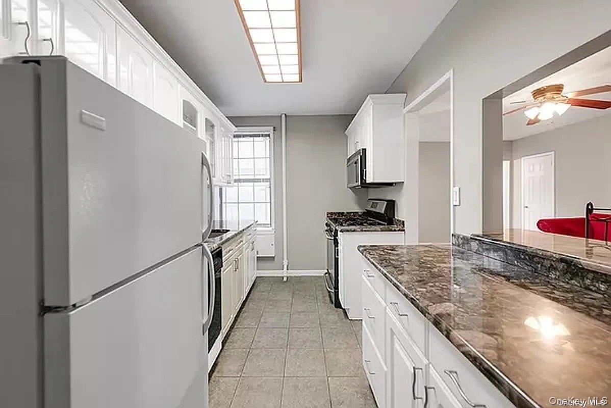 68-20 Burns Street # B2, Forest Hills, NY 11375