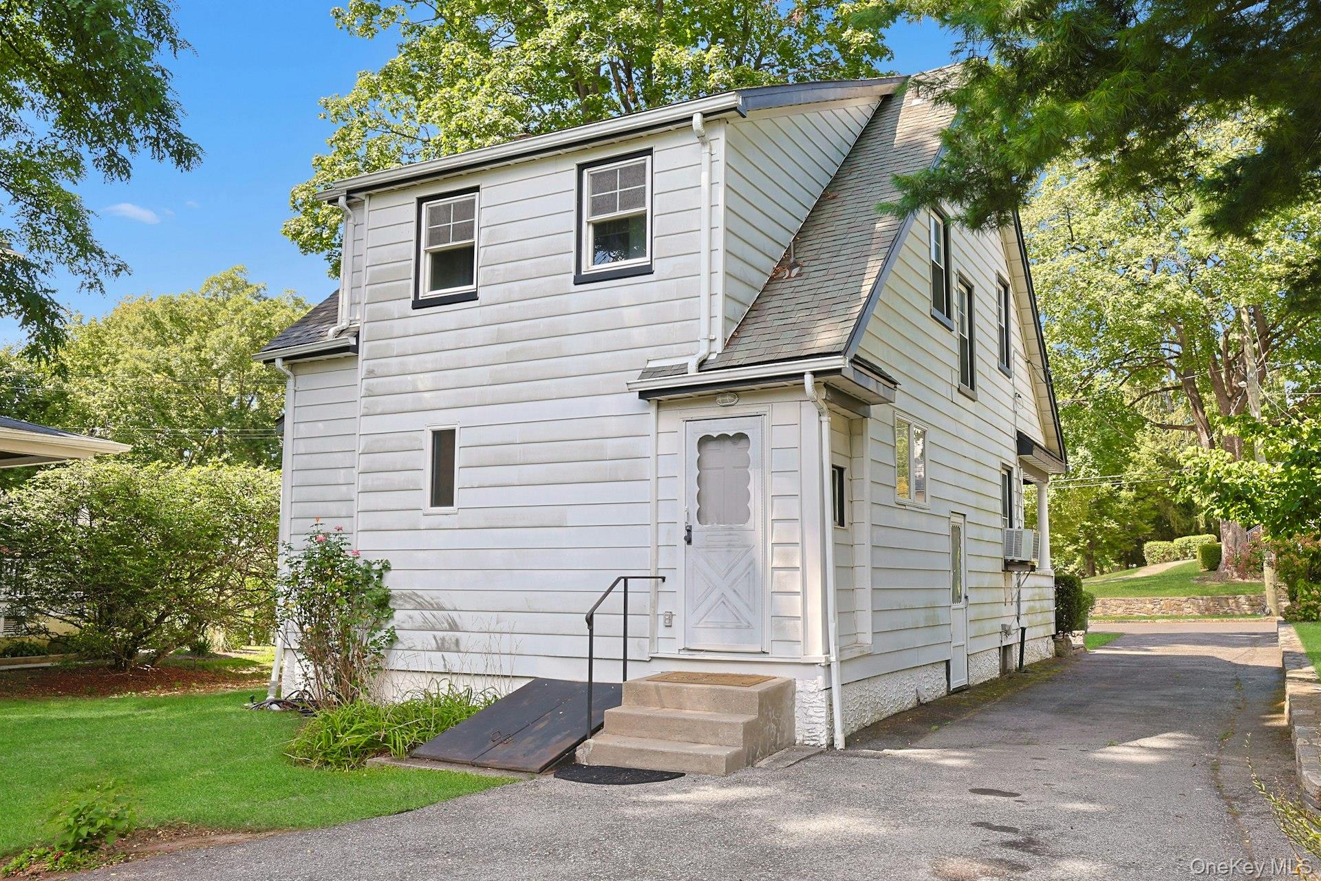 19 Bayard Street, Larchmont, NY 10538