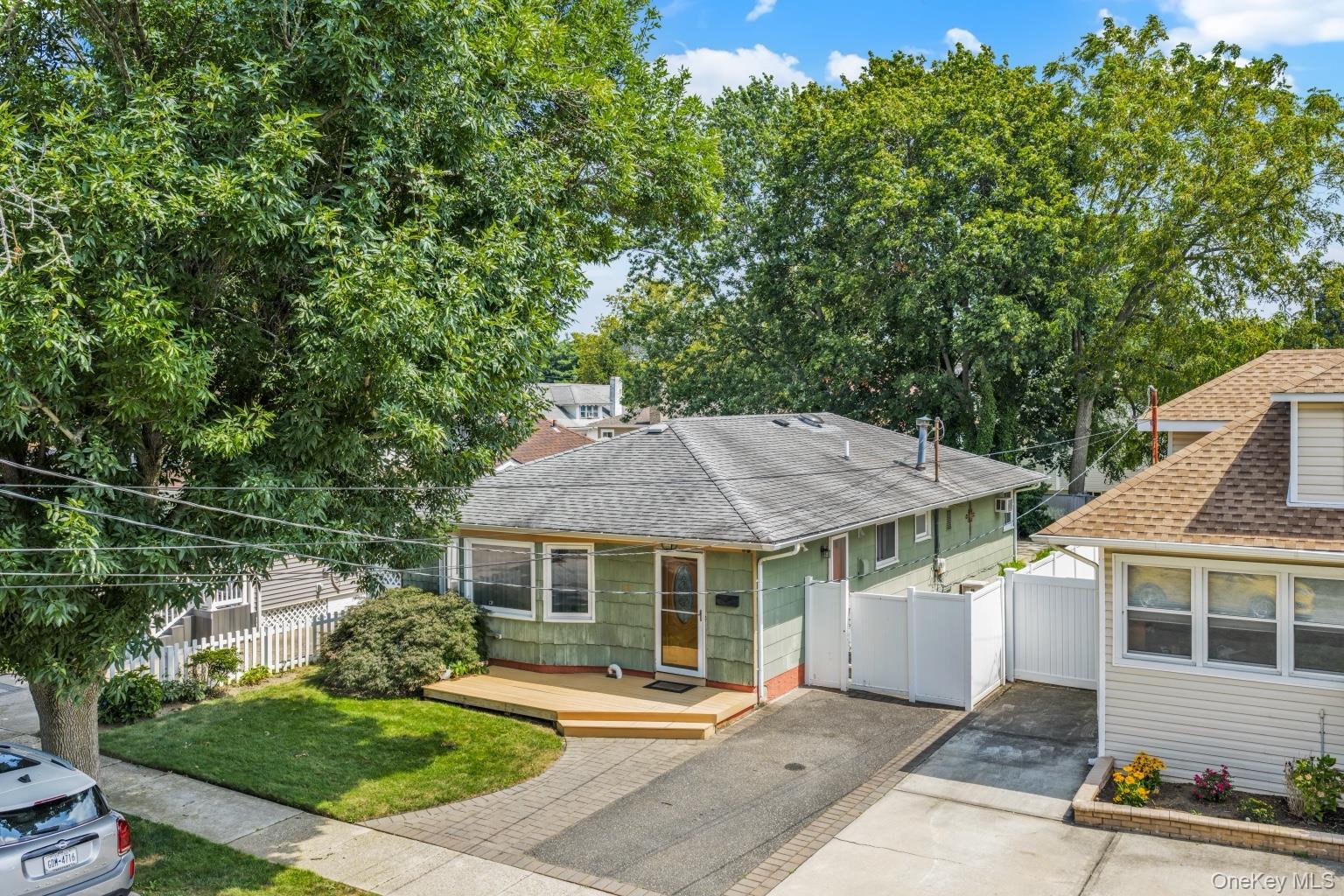 2761 Harvard Place, Baldwin, NY 11510