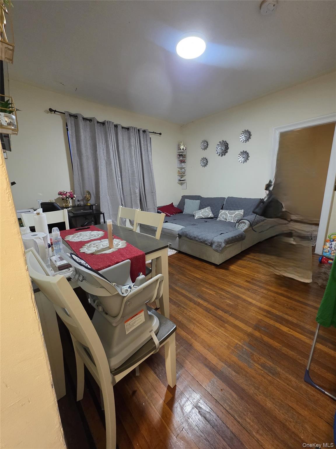 70-35 BROADWAY # D10, Jackson Heights, NY 11372